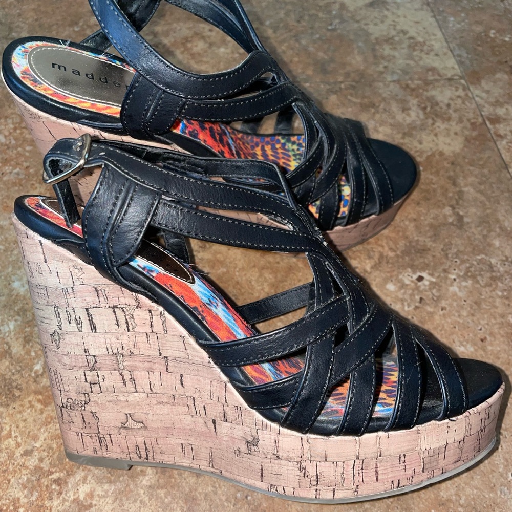 Brand New platform high heeled wedge strappy sandal. Black Madden Girl 6.5 - Picture 2 of 4